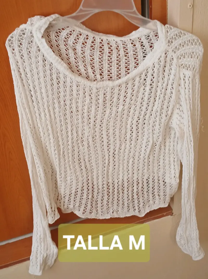 Suéter tejido blanco talla M