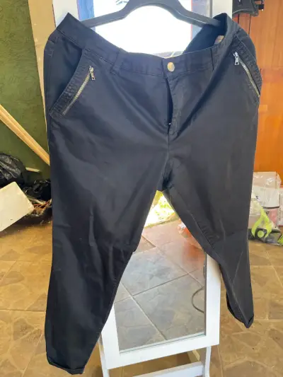 Pantalones negros con cierre de mujer talla 44 - miniatura 1