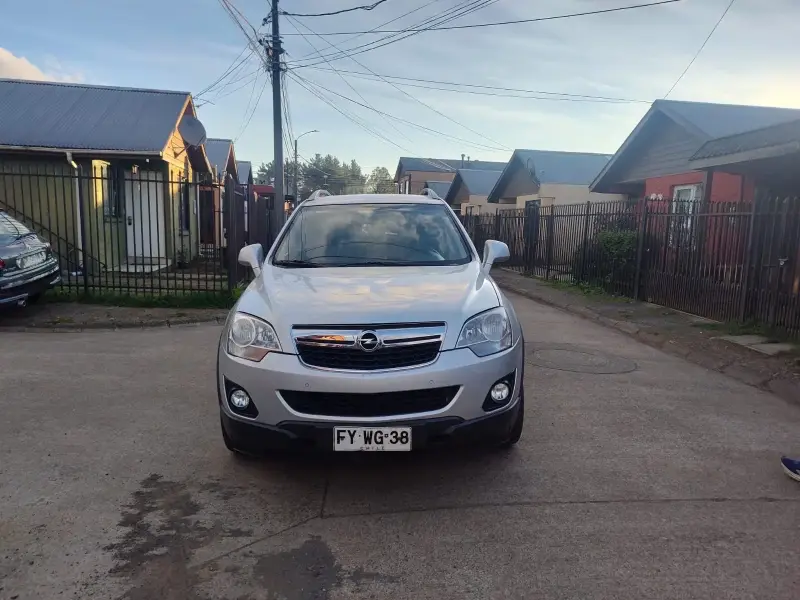SUV Opel Antara 2013 en buen estado - 1