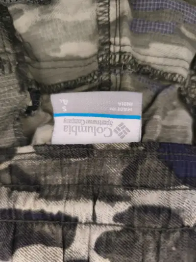 Shorts camuflados Columbia mujer - miniatura 2