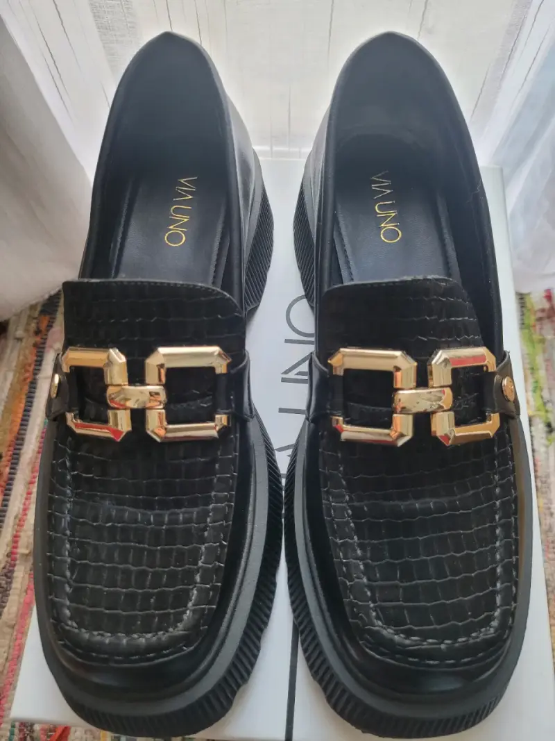 Mocasines negros - 1