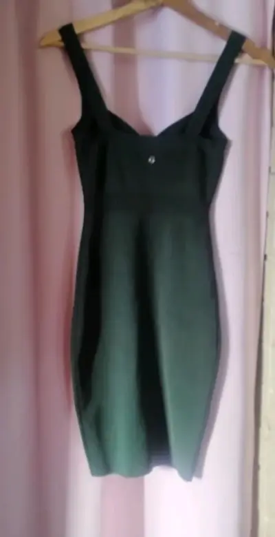 Vestido verde Guess ajustado talla XS - miniatura 3