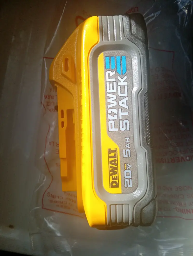 Batería DeWalt PowerStack 20V 5Ah - 1