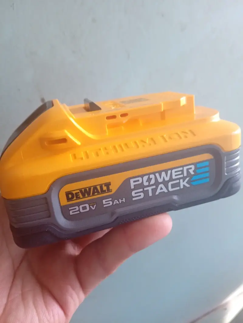 Batería DeWalt PowerStack 20V 5Ah - 2