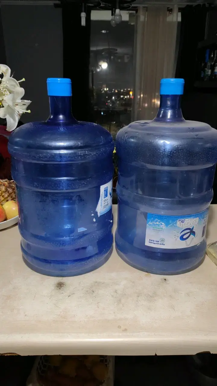 Bidón de Agua de Plástico Azul 20 Litros - 2