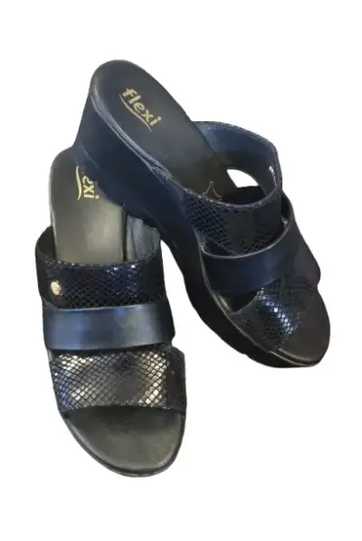 Sandalias de plataforma negras Flexi con diseño de serpiente - miniatura 1