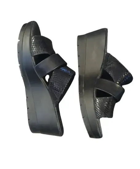 Sandalias de plataforma negras Flexi con diseño de serpiente - 2