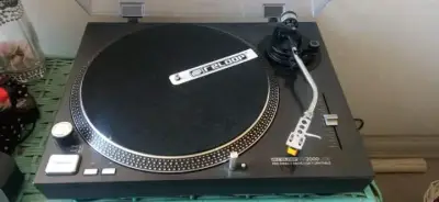 Tornamesa Reloop RP-2000 USB con Accesorios - miniatura 1