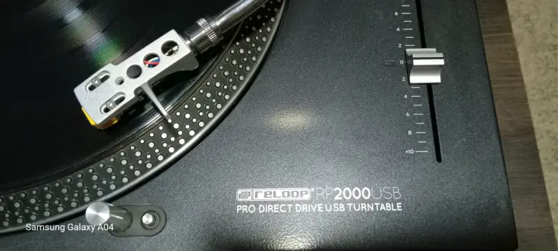 Tornamesa Reloop RP-2000 USB con Accesorios - 2
