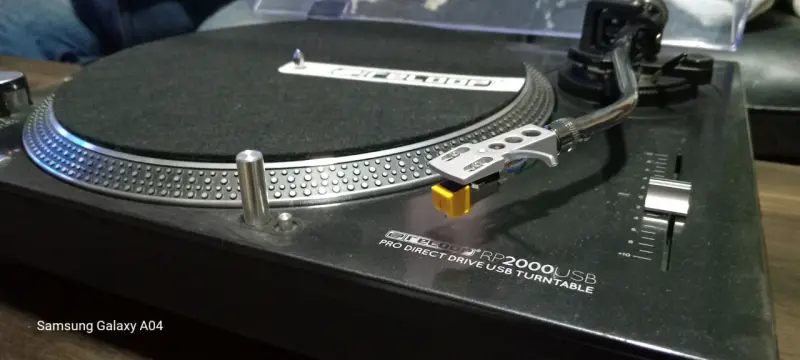 Tornamesa Reloop RP-2000 USB con Accesorios - 5