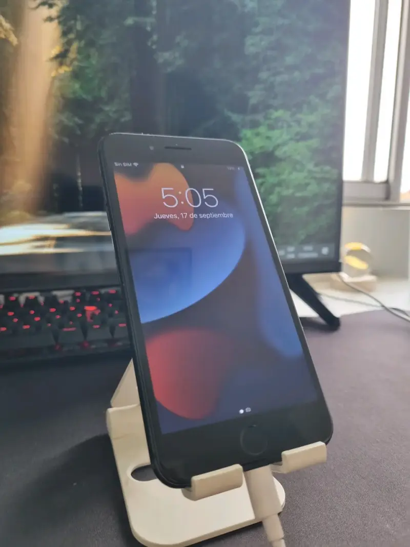 iPhone 7 Plus - 1