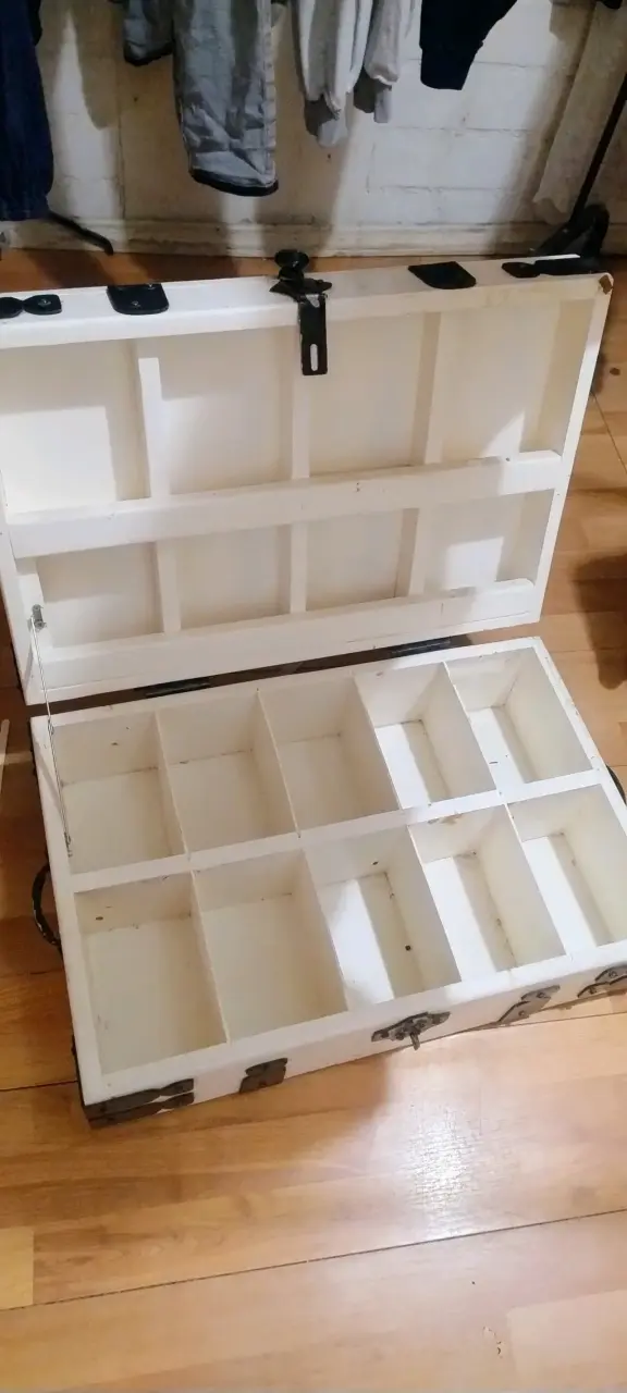 Baúl de madera con compartimentos decorativo - 3