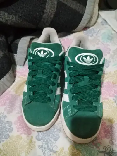 Zapatillas verdes Adidas Campus en excelente esta - miniatura 1