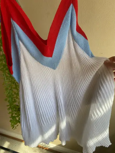 Polera plisado tricolor Basement talla S - miniatura 3