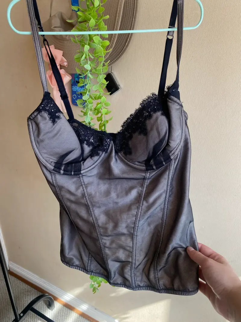 Corset negro con encaje para mujer - 1