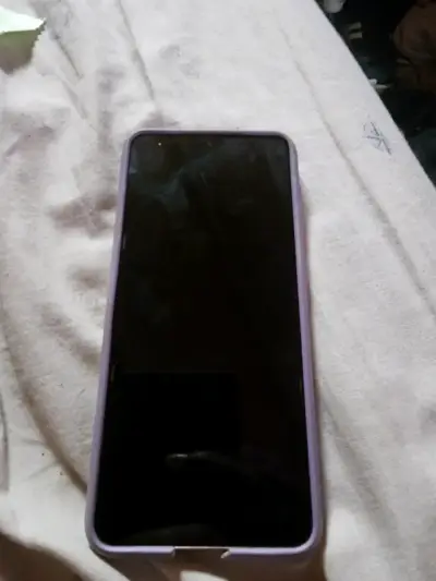 Smartphone Samsung Galaxy S21 en buen estado - miniatura 3