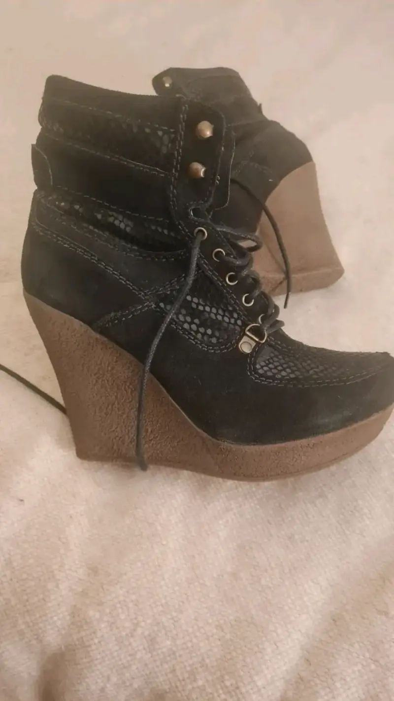 Botines de cuña negros con diseño de serpiente para mujer - 6