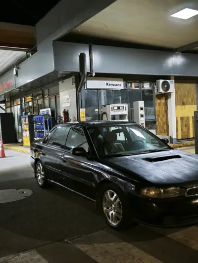 Subaru Legacy 1995 - miniatura 3