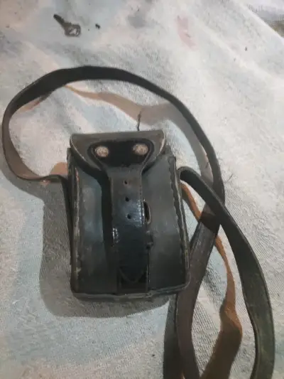 Bolso de cuero vintage con correa ajustable - miniatura 1