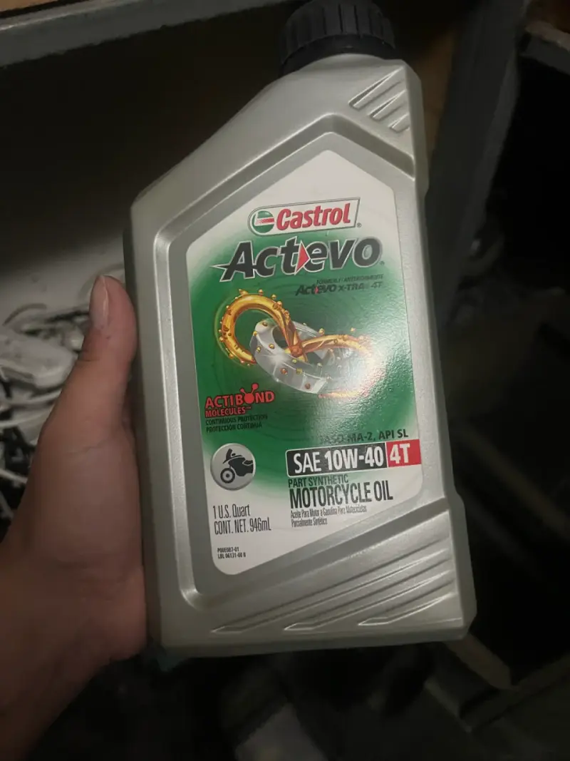 Aceite para moto Castrol Actevo 10W-40 946ml - 1