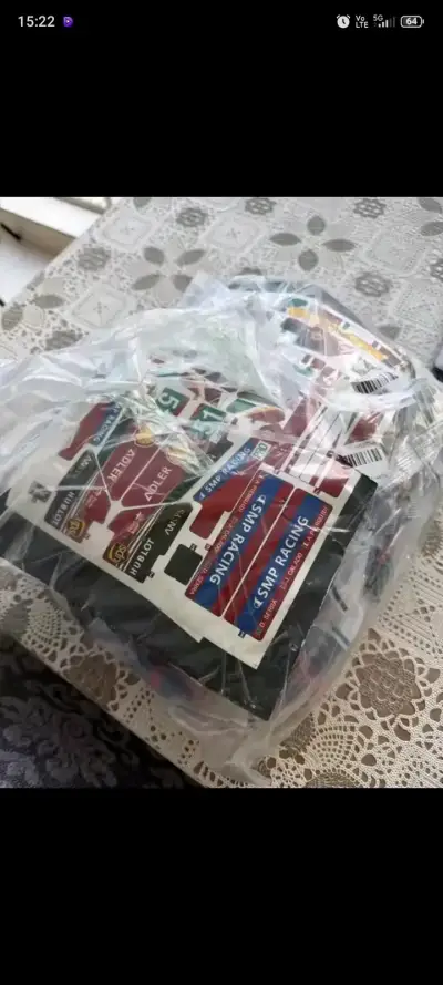 Auto de juguete deportivo rojo Ferrari LEGO - miniatura 3