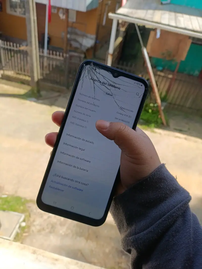 Samsung Galaxy A14 5g con pantalla dañada - 4