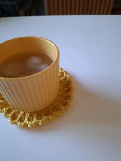 Posavaso flor amarillo y rosa a crochet,algodón - miniatura 2