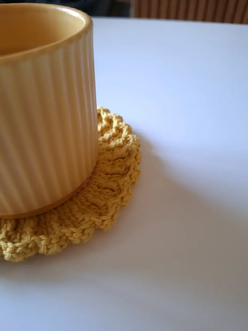 Posavaso flor amarillo y rosa a crochet,algodón - 3