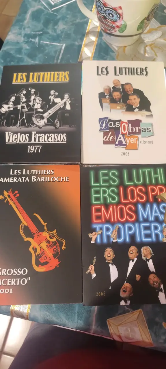 Colección de DVDs Les Luthiers Premio Mastropiero - 3