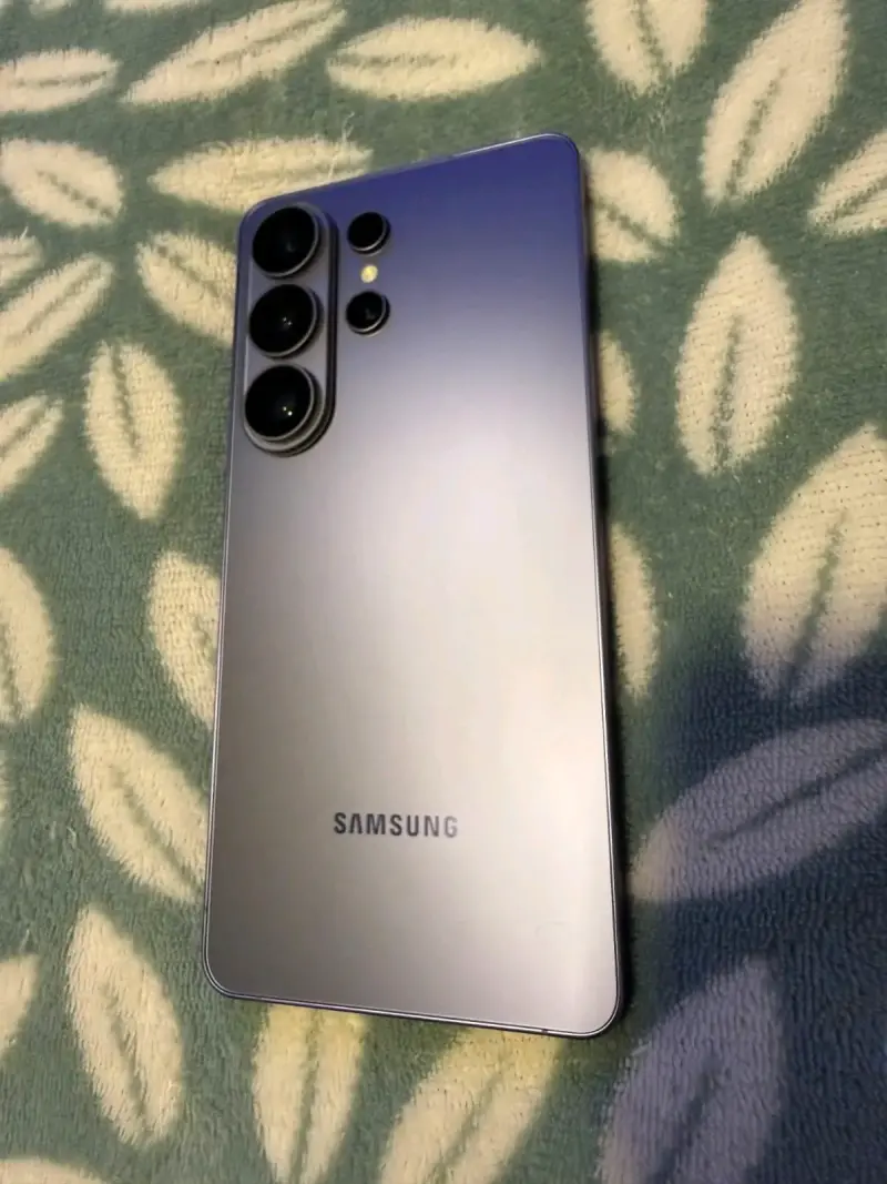 Samsung Galaxy S26 Ultra en buen estado - 2