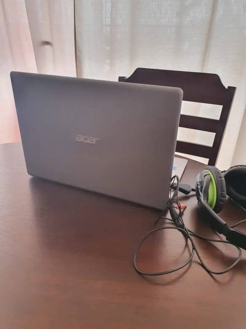 Laptop Acer Swift 1 con pantalla de 13 pulgadas - 2
