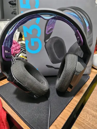 Auriculares gaming Logitech G335 con micrófono - miniatura 1