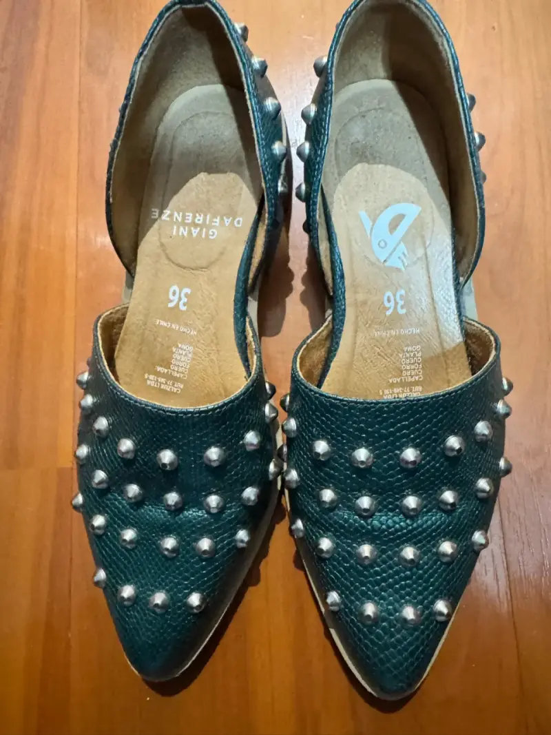 Zapatos planos con tachas Gian D'Firenze talla 36 - 1