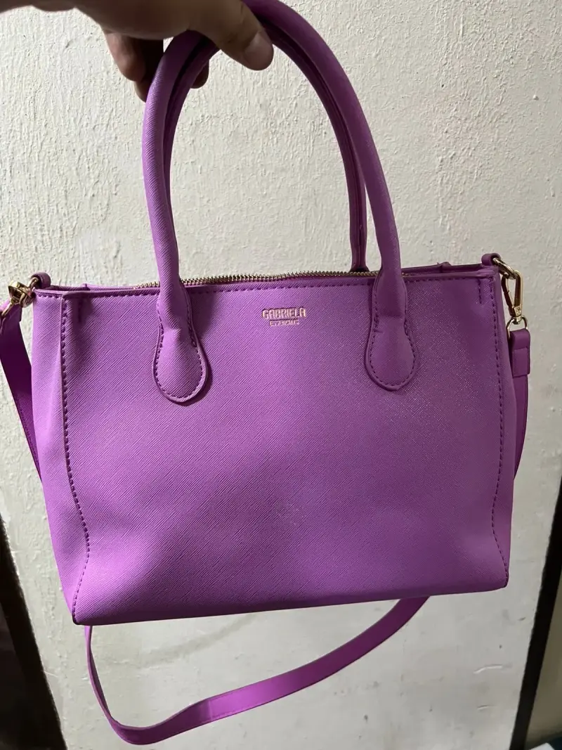 Bolso morado Gabriela Enríquez elegante - 2