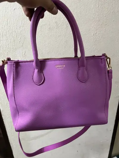 Bolso morado Gabriela Enríquez elegante - miniatura 2