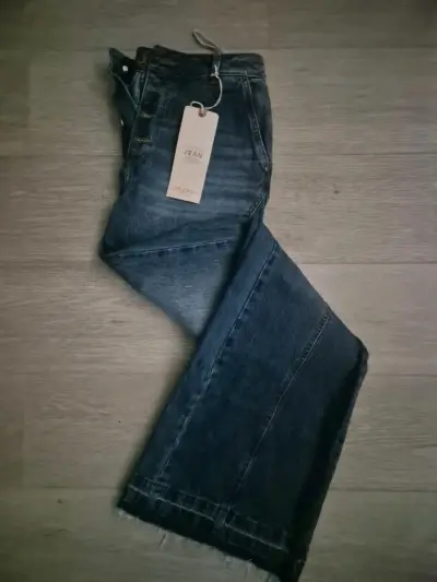 Jeans acampanados Studio F para mujer - miniatura 1