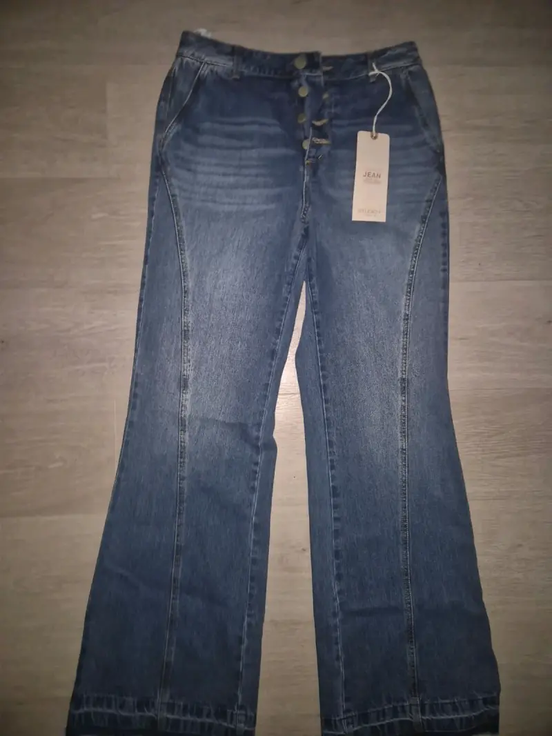 Jeans acampanados Studio F para mujer - 3