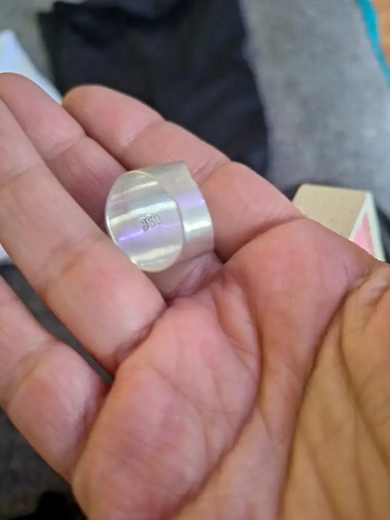 Anillo de plata 950 con diseño ovalado - 3
