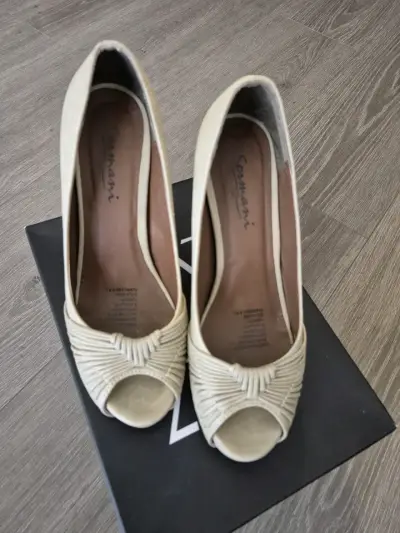 Zapatos de tacón abiertos color beige Comart - miniatura 1