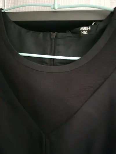 Vestido negro elegante talla 46 - miniatura 2