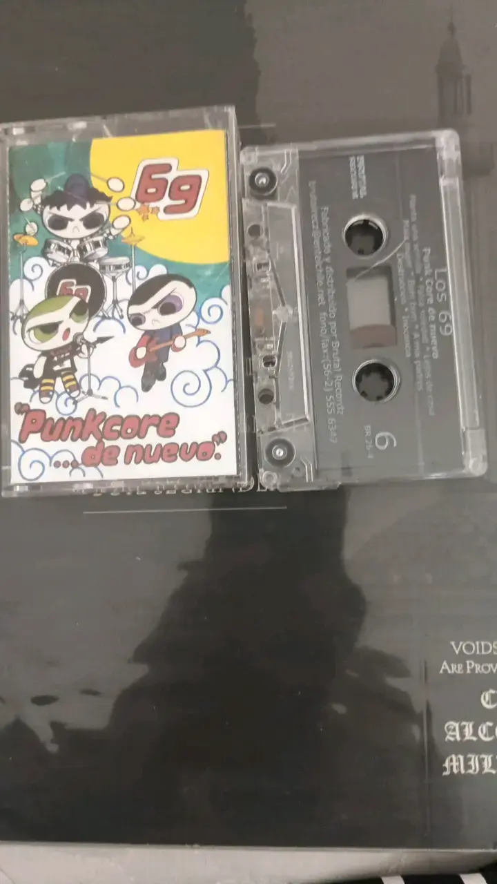 Cassette Los 69 Punkcore de Nuevo - 1