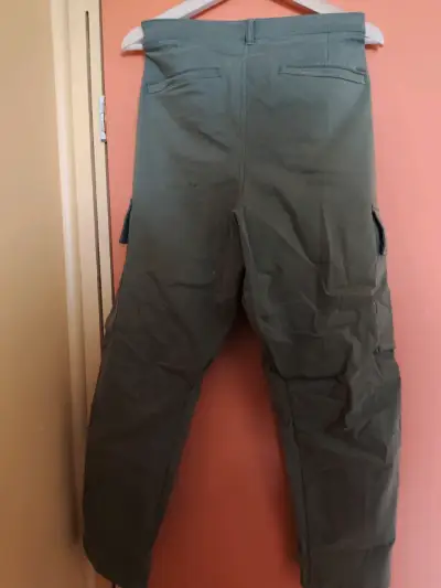 Pantalones cargo verde militar Basement - miniatura 2