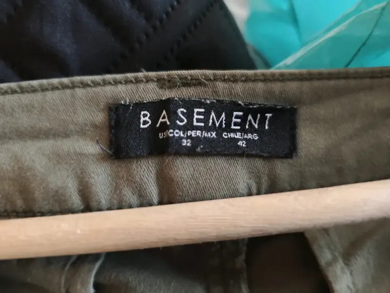 Pantalones cargo verde militar Basement - 3