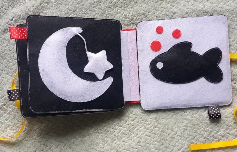 Libro de tela para bebés con diseño de pingüino - 2