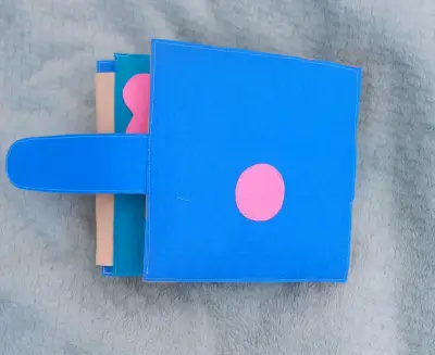 Libro de actividades para niños de fieltro - miniatura 4