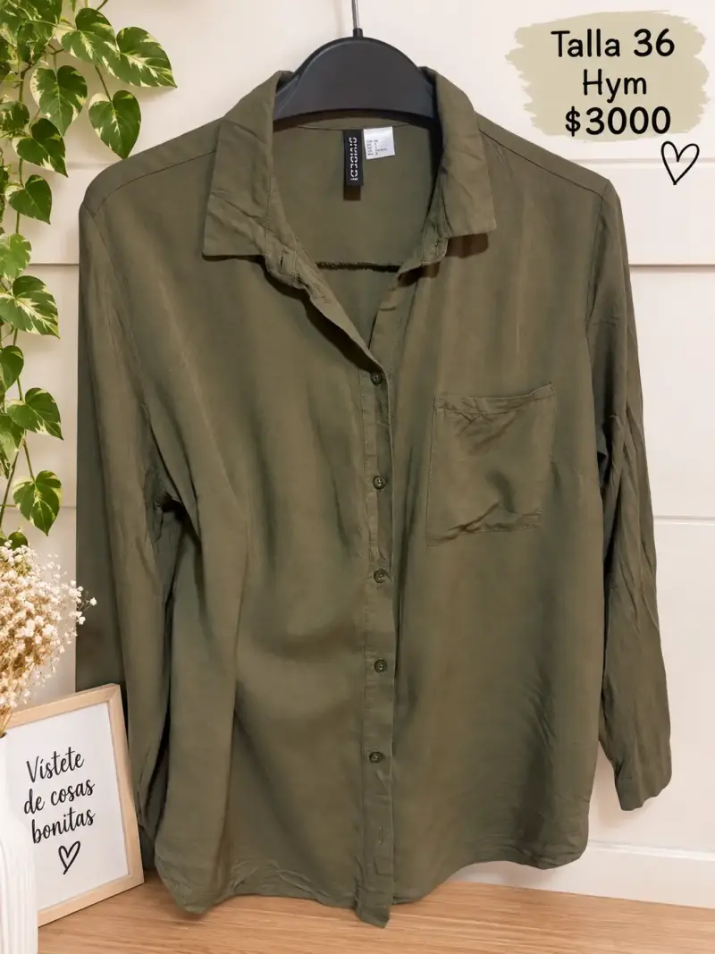 Camisa verde oliva H&M talla 36