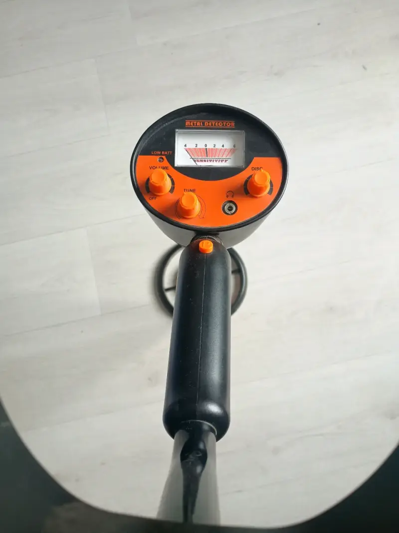 Detector de metales MD 3050 PARA PRINCIPIANTES - 2