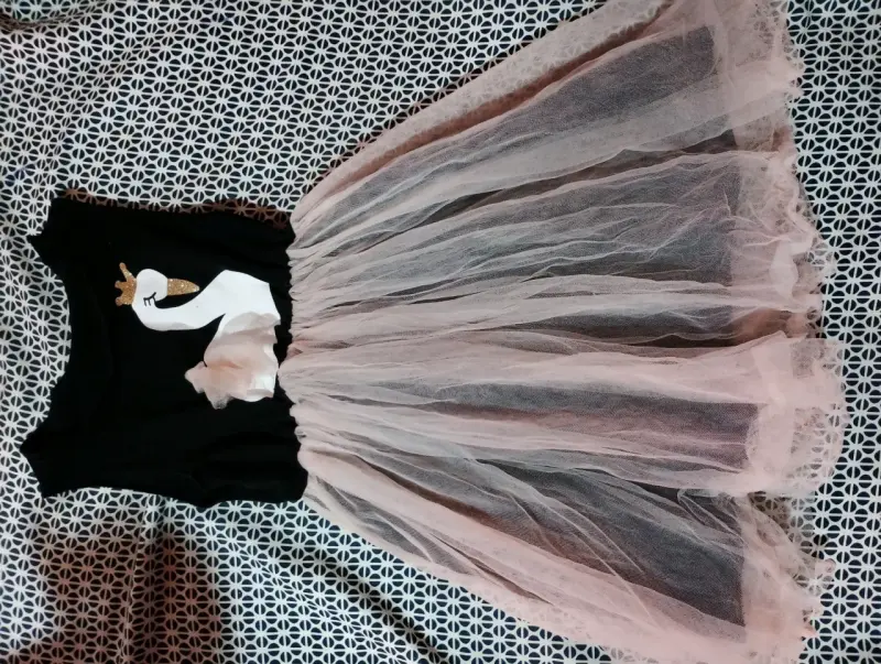 Vestido de niña con estampado floral y mariposas - 6