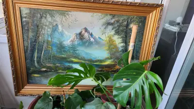 Cuadro Paisaje Montañoso con Marco Dorado - miniatura 1