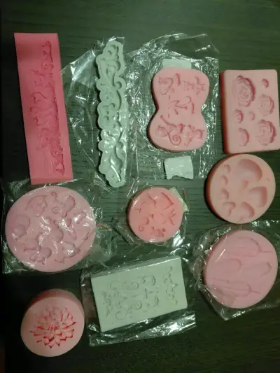 Set de moldes de silicona para repostería y manualidades - miniatura 1